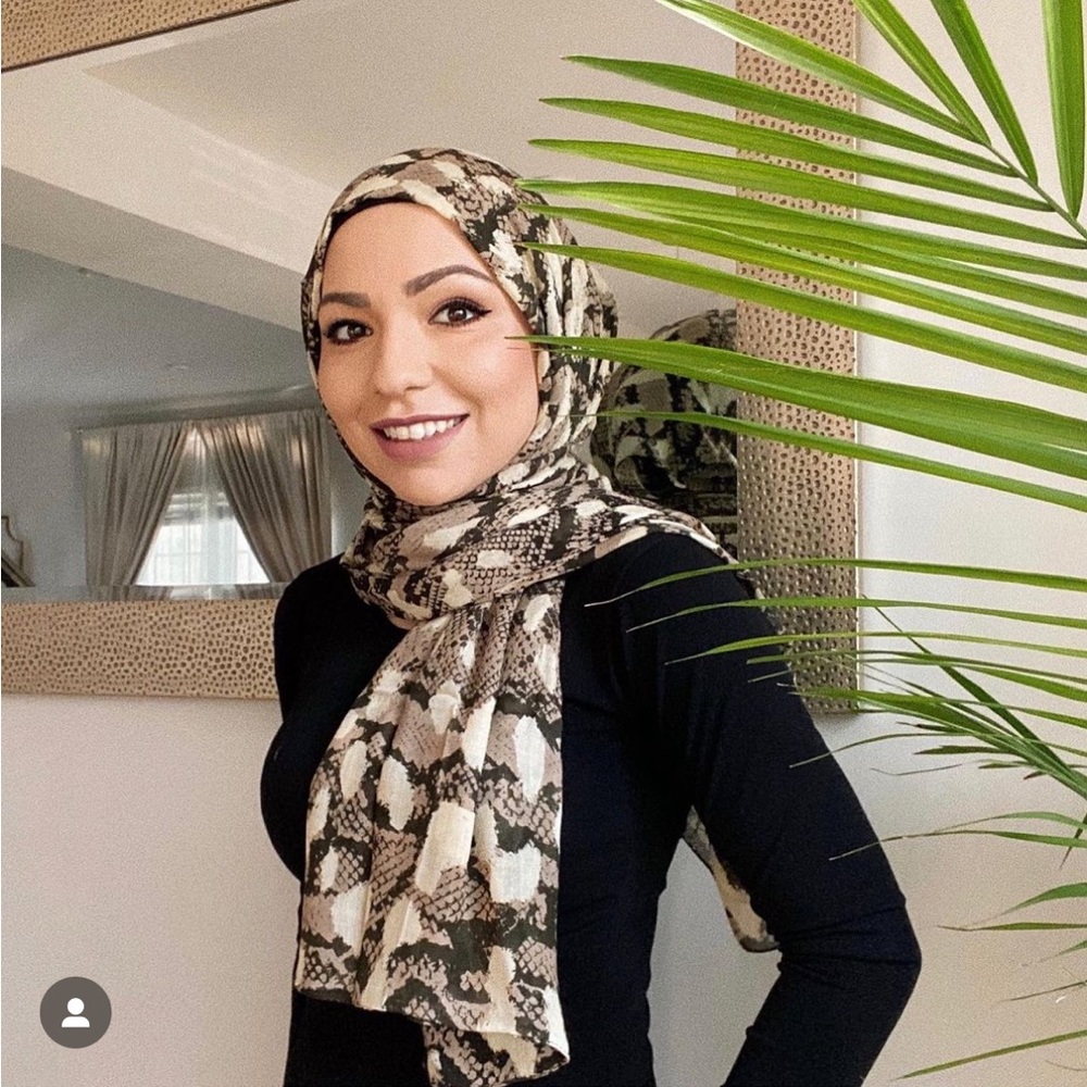 Vela Print Scarf